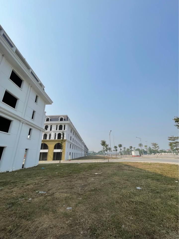 Lô đất đẹp tại khu đô thị Âu Cơ, 120m² giá 2 tỷ - Đầu tư sinh lời ngay!