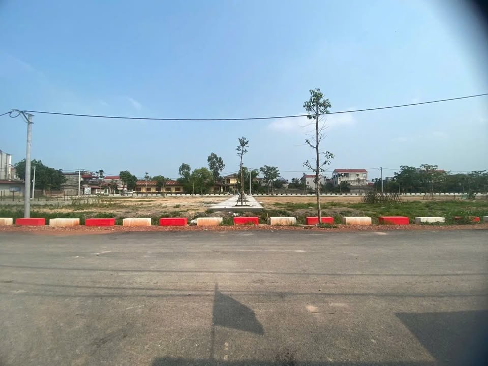 Đất đấu giá Thượng Tiết, Mỹ Đức 97,5m² giá 2 tỷ - Sổ đỏ chính chủ, ô tô đỗ cửa!