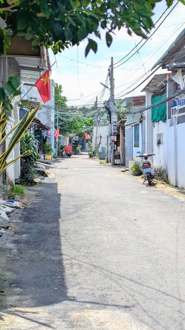 Bán nhà cấp 4 hẻm đường 30/4, Phường Rạch Dừa, 150m² - Cần tiền gấp!