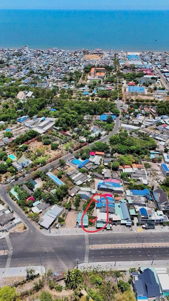 Đất mặt tiền đường 36m thị trấn Phước Hải, 67.2m² giá 4.5 tỷ - Cơ hội vàng cho đầu tư nghỉ dưỡng!
