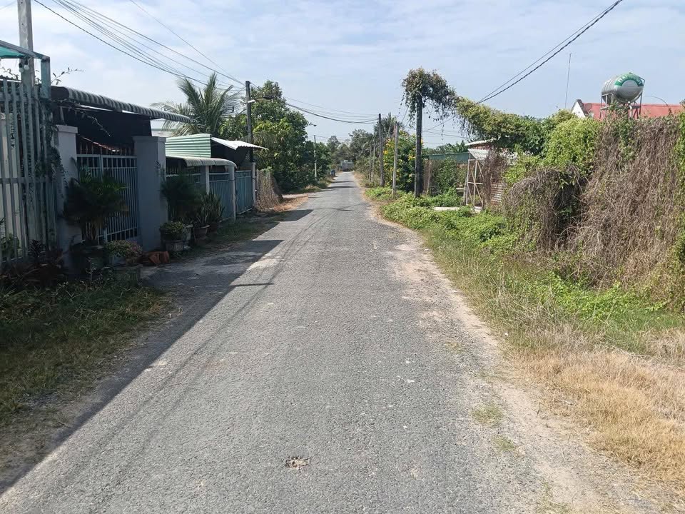 Nhà cho thuê tại Xã Phước Đông, Huyện Gò Dầu, 210m² - Đầu tư sinh lời tuyệt vời!