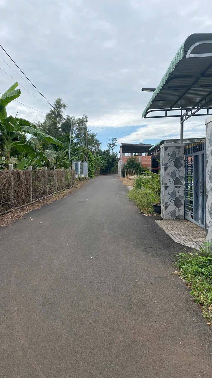 Đất thổ cư tại Ngãi Giao 360m² giá 2.2 tỷ - Đường nhựa thông tứ hướng