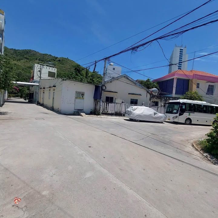 Đất nền góc 2 mặt tiền tại Nha Trang 68m² giá 5.5 tỷ - Cơ hội đầu tư sinh lời!