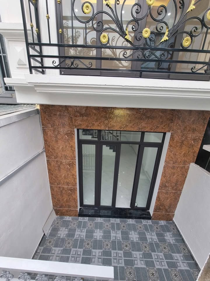 Nhà phố Nhị Khê Thường Tín 200m² giá 7.2 tỷ - Sổ đỏ vuông vắn, ô tô vào tận nơi!