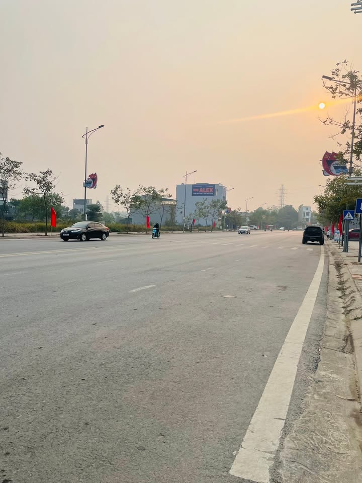 Đất B2 Nguyễn Tất Thành, Vân Phú 90m² giá 3 tỷ - Tiện ích đầy đủ quanh khu vực!