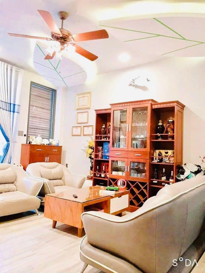 Nhà đẹp đường 24, Bình Trưng Đông, TP. Thủ Đức 103m² giá 13.9 tỷ - Đón Tết tại tổ ấm mới!