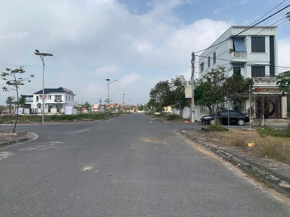 Lô đất Khu 3 TT Quán Lào 100m² - Cơ hội đầu tư hiếm có!