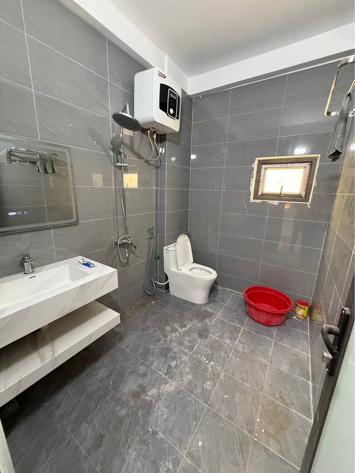 Nhà CT33 Vĩnh Hải, Hải Phòng 168m² giá 1.9 tỷ - Thiết kế sang trọng, vào ở ngay!