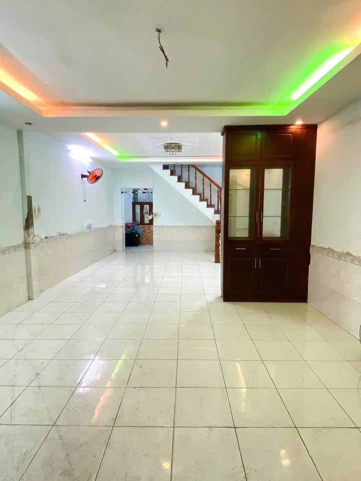 Nhà Mặt Tiền Hẻm Kinh Doanh Trần Xuân Soạn, Quận 7, 67m² - Giá Thuê 12 triệu/tháng