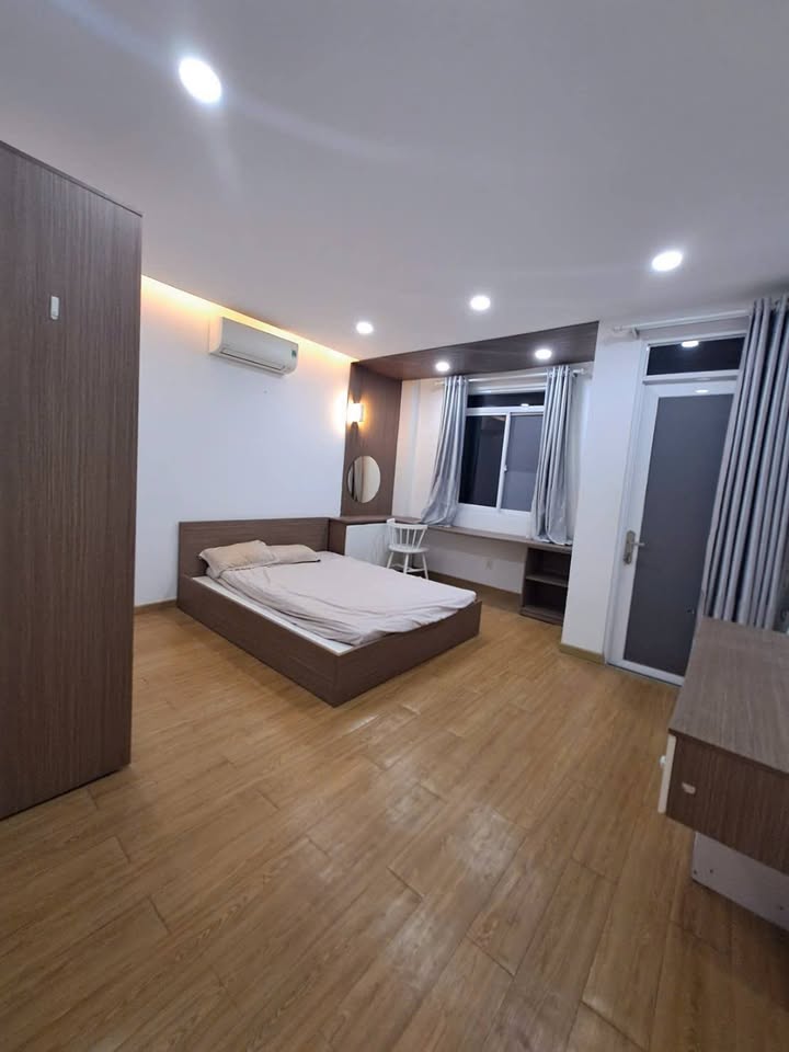 Nhà cho thuê hẻm xe hơi Huỳnh Tấn Phát, Nhà Bè 60m² - Full nội thất, chỉ việc vào ở!