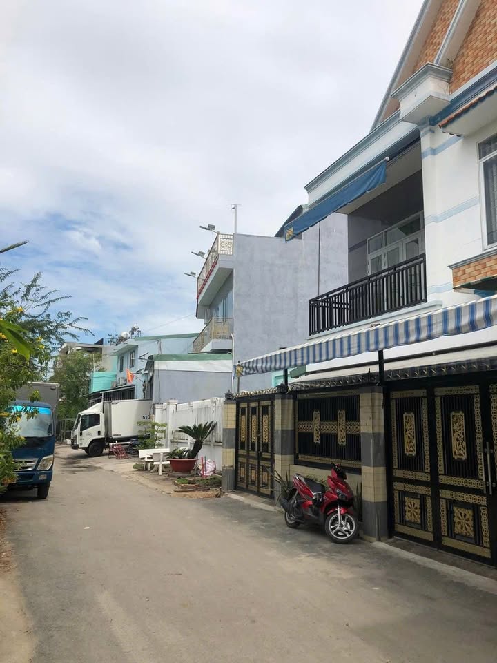 Nhà nguyên căn Nguyễn Bình, Nhà Bè 110m² giá 12 triệu - Sẵn sàng vào ở ngay!