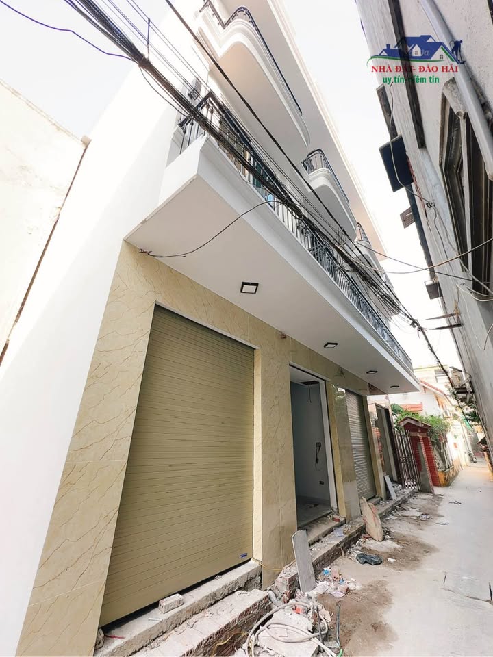 Nhà 3 tầng Trần Lãm - Giá chỉ 2,7 tỷ - Căn duy nhất còn lại!