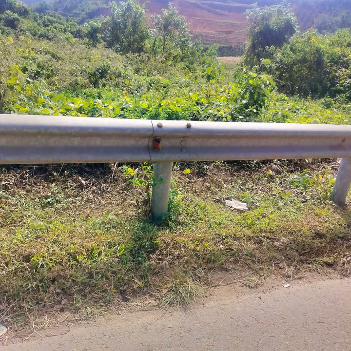 Đất nền mặt đường Quốc lộ 27, Huyện Đam Rông, 1800m² - Giá chỉ 1.5 tỷ!