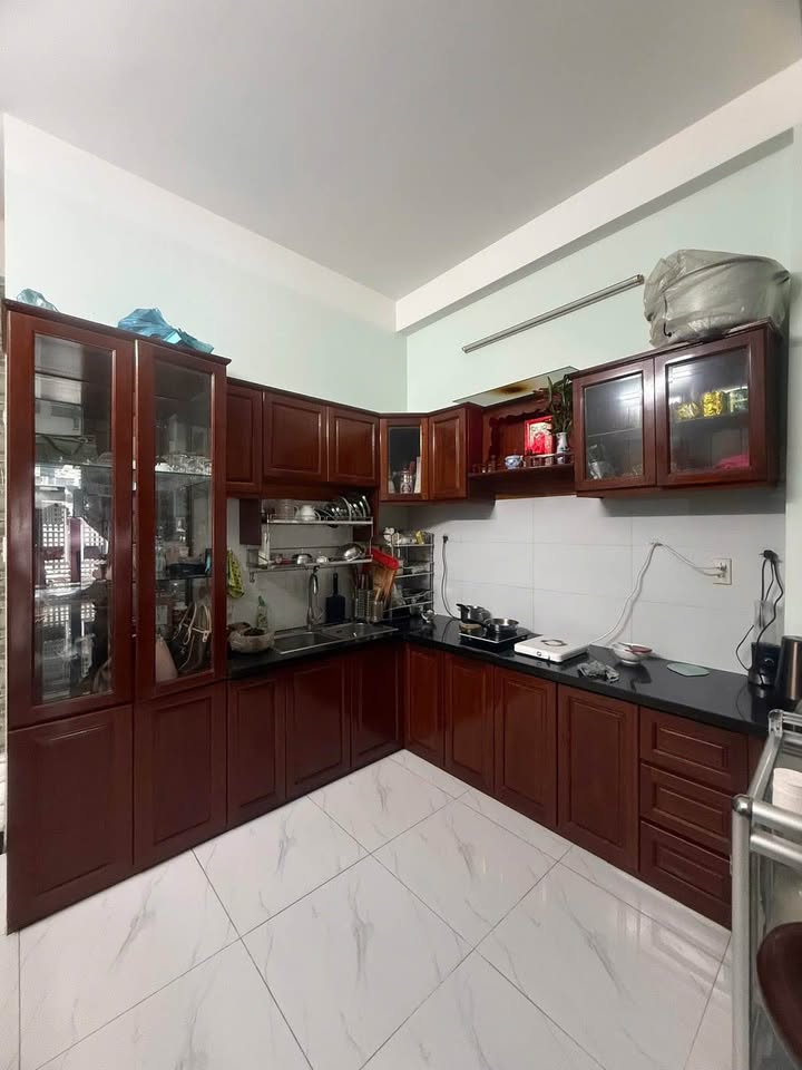 Nhà 3 tầng hẻm Vân Đồn Nha Trang 52m² giá 5.8 tỷ - Khu yên tĩnh, an ninh!