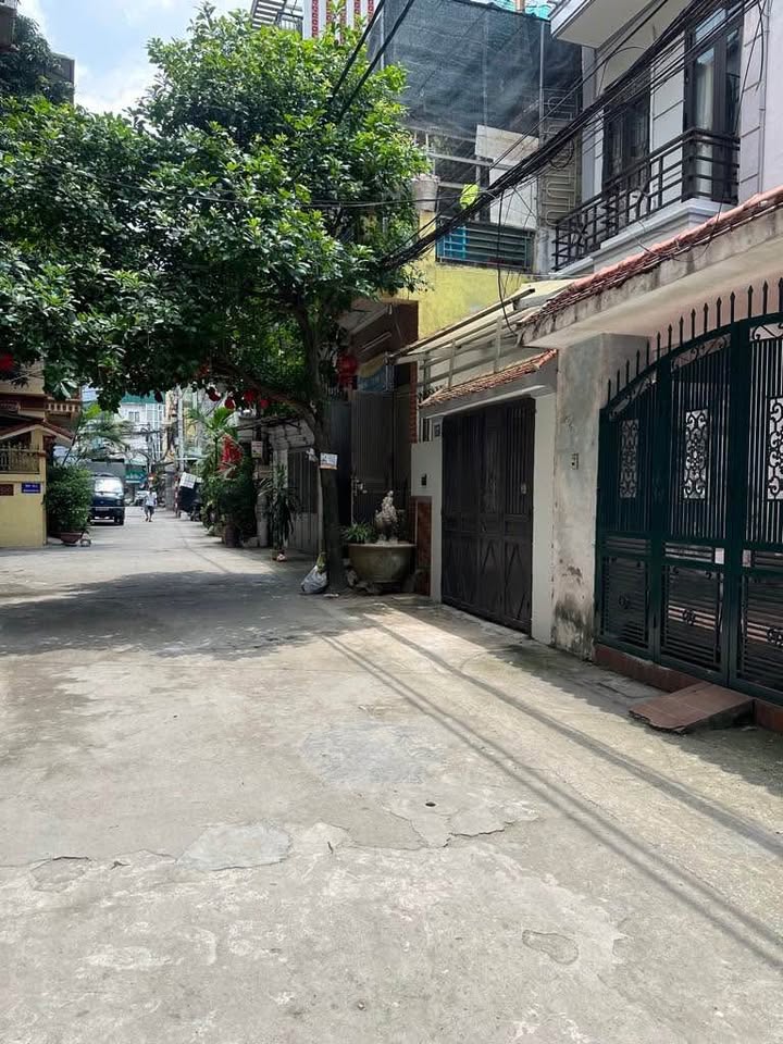 Căn hộ phố 8/3, quận Hai Bà Trưng, 70m² giá 4.x tỷ - Sổ đỏ chính chủ!