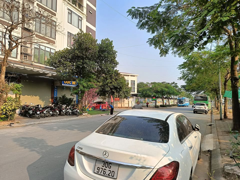 Đất TDC Tứ Hiệp 75m² giá 19 tỷ - Phân lô vỉa hè, vừa ở vừa kinh doanh!