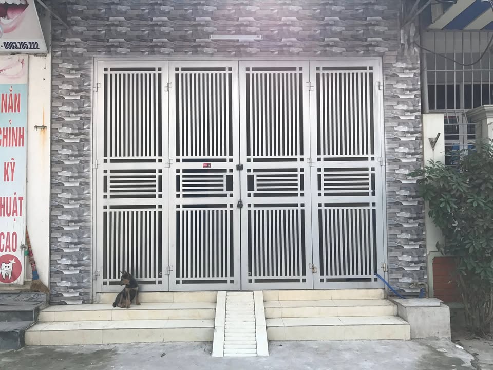 Nhà cho thuê tại 462 Cù Chính Lan, TP Hòa Bình - Kinh doanh sầm uất!