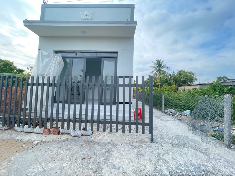 Nhà phố Nguyễn Thái Học, An Giang 292m² giá 2.5 tỷ - Sẵn sàng dọn vào ở!