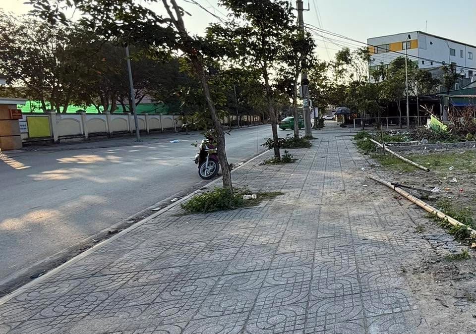 Đất kinh doanh 300m² tại Phường Quán Bàu, TP Vinh - Đường 18M tiềm năng