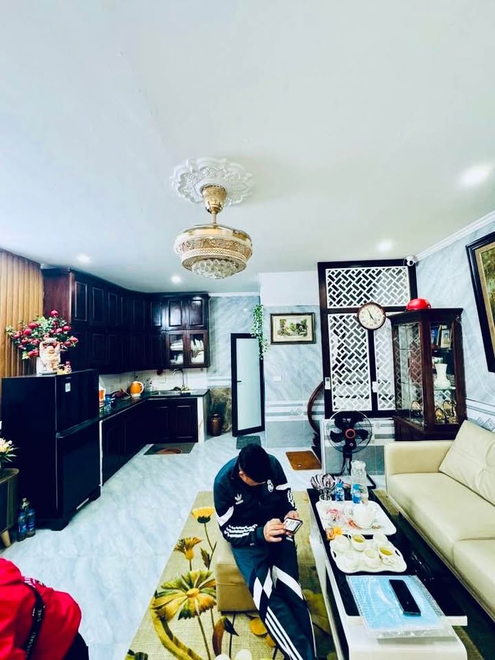 Nhà 5 tầng Ngõ Thông Hàm Nghi 35m² giá 7.x tỷ - Cách bến xe Mỹ Đình vài bước chân!