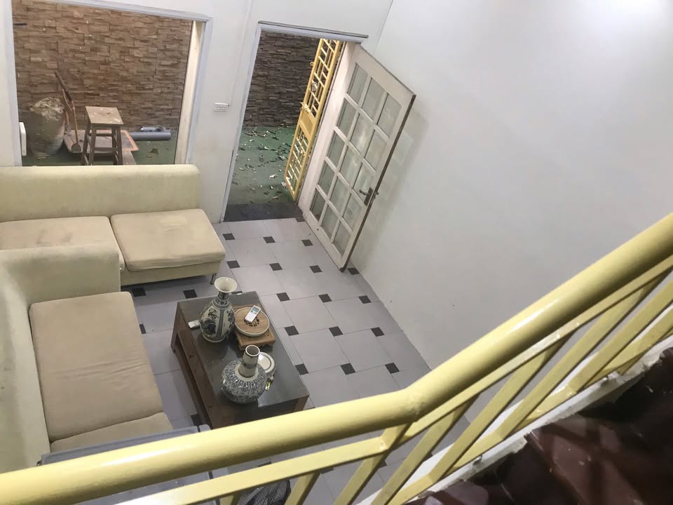 Nhà cho thuê tại ngõ 169 Hoàng Hoa Thám, 30m² giá 14 triệu - Phù hợp cho hộ gia đình!