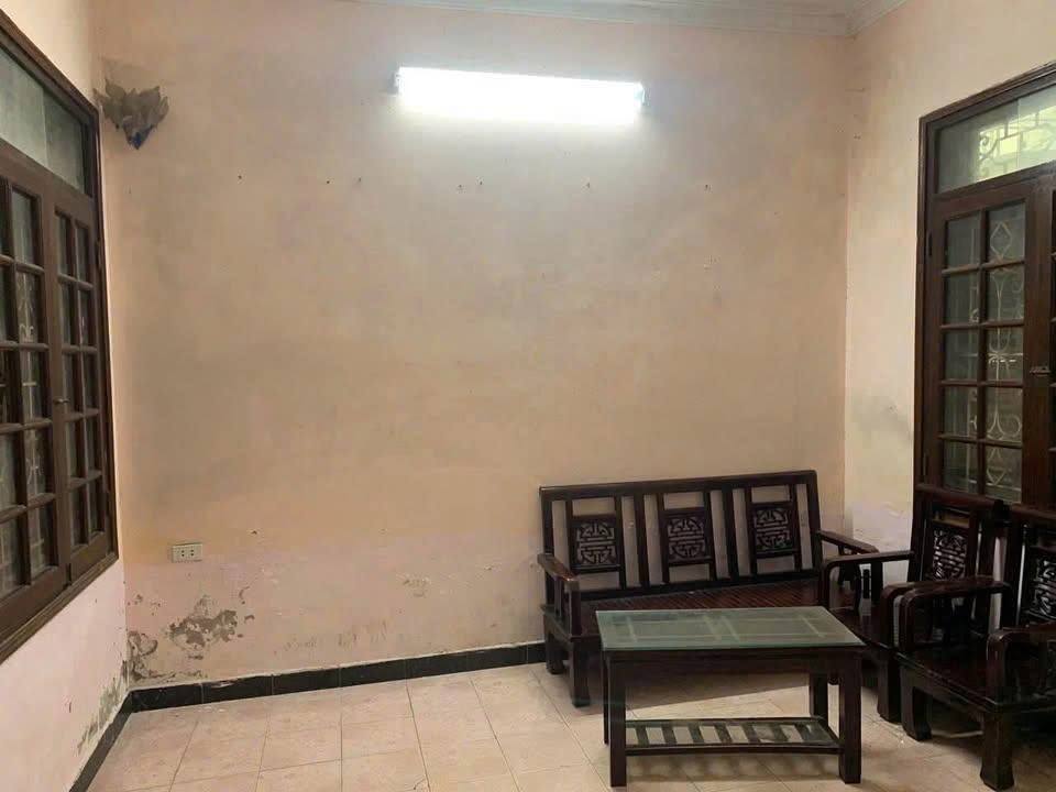 Nhà cho thuê 35m² tại ngõ Vũ Thạnh, Đống Đa - Full nội thất, sẵn sàng vào ở!