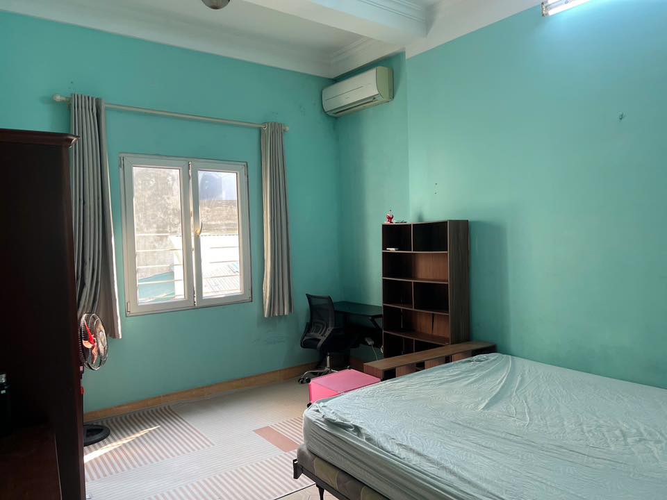 Phòng cho Nữ thuê tại Đào Tấn, Ba Đình 3.2 triệu - An ninh tốt, tiện nghi đầy đủ!