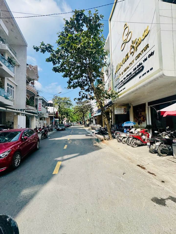 Nhà 2 tầng mặt tiền kinh doanh Trần Thúc Nhẫn 119m² giá 14.x tỷ - Vị trí đắc địa cho đầu tư!