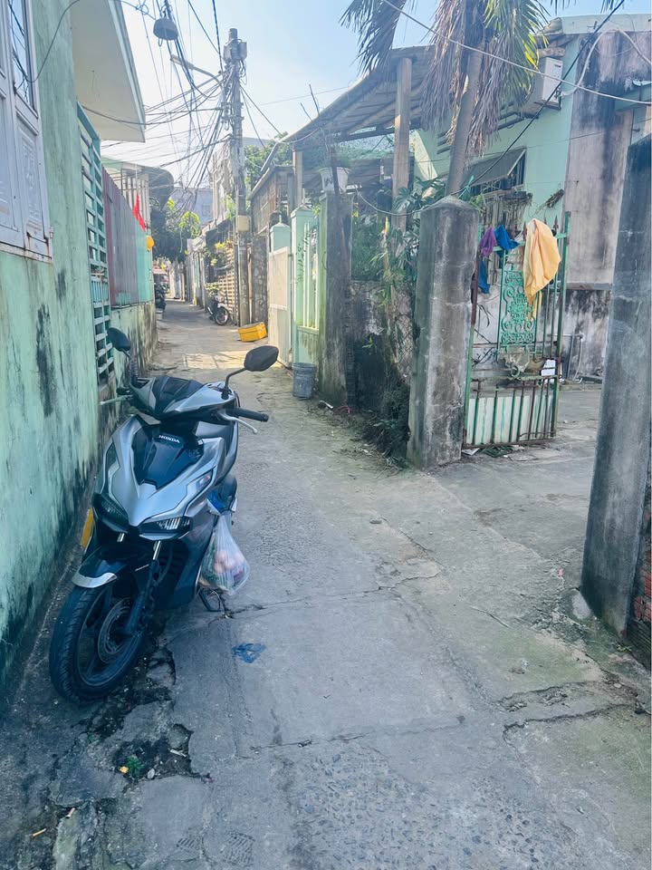 Đất kiệt Tôn Đản 80m² giá 3 tỷ - Hướng Đông mát mẻ, sẵn sàng đầu tư!