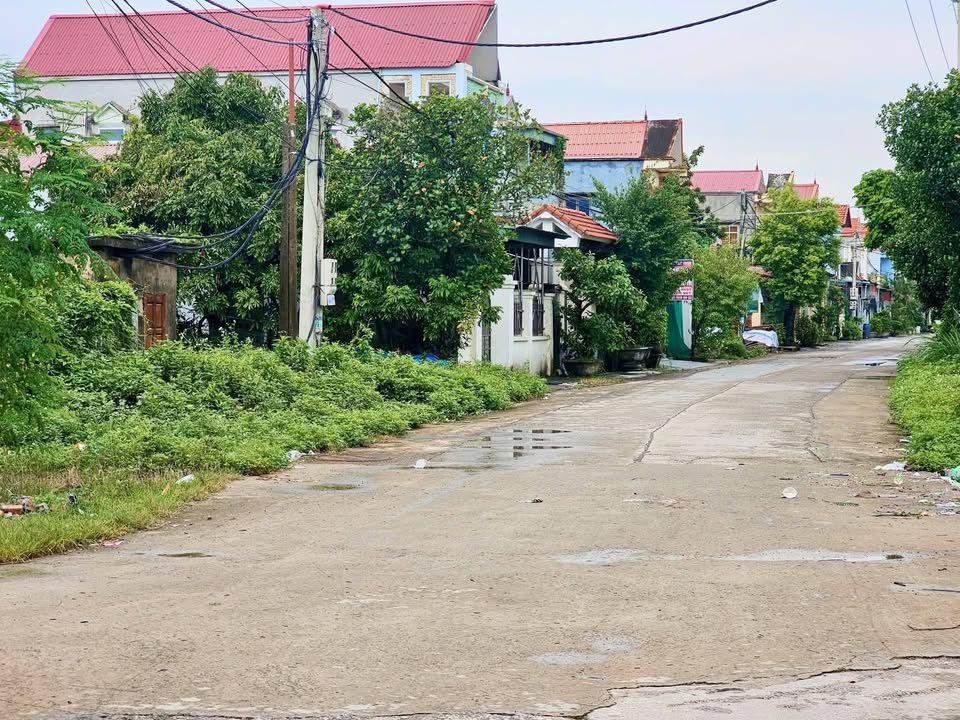 Đất nền 120m² tại Lãng Ngoại, Gia Vân, 1.8 tỷ - Cơ hội đầu tư hấp dẫn!