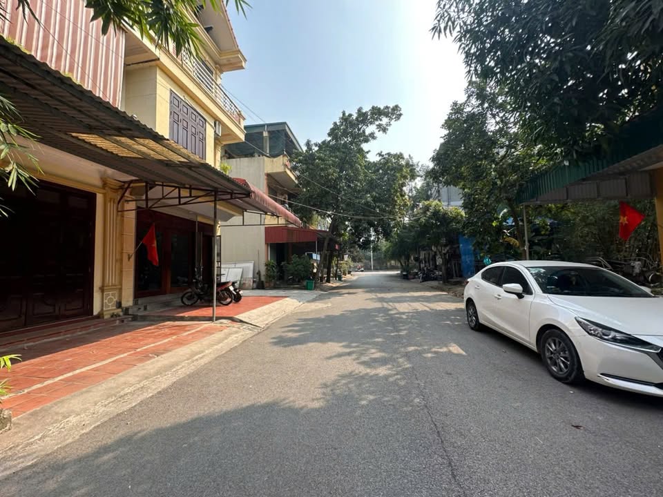 Đất phân lô Thị trấn Lim, Tiên Du 75m² giá chỉ 3 tỷ - Đầu tư sinh lời tuyệt vời!