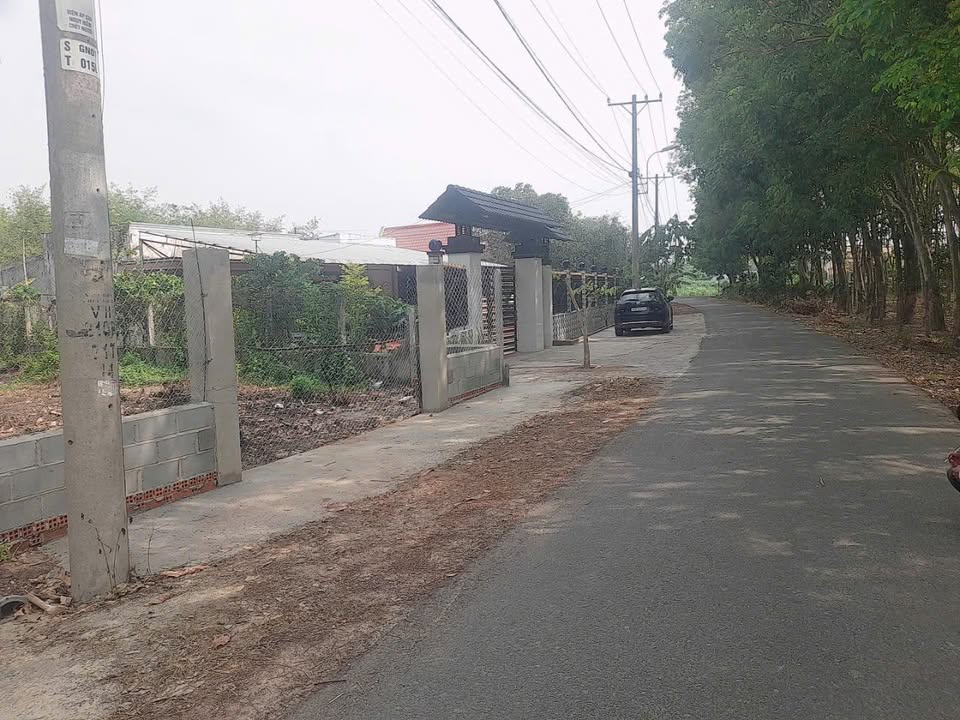 Lô đất đẹp 2 mặt tiền đường Gốc Rưng, Củ Chi 1043m² giá 2.25 tỷ - Đầu tư sinh lời lý tưởng!