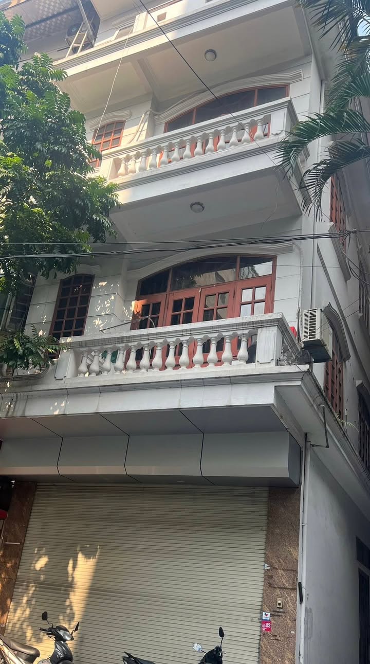 Nhà mặt phố Hoàng Văn Thái 41m² giá 13 tỷ - Đầu tư sinh lời ngay!