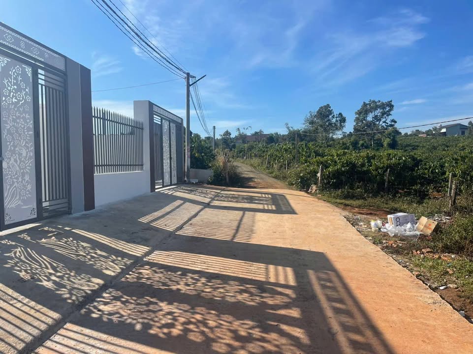 Nhà riêng hẻm 412 Trường Sơn, Xã Ia Sao, 125m² - Giá chỉ 900 triệu!