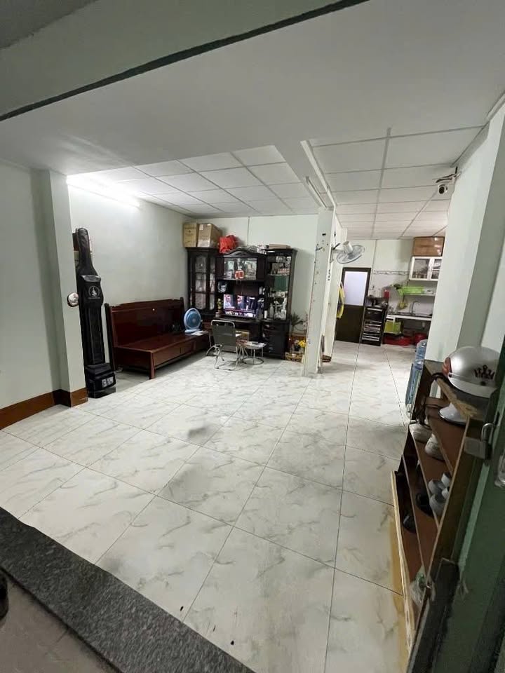 Nhà phố 2 tầng Tân Sơn Nhì 60m² giá 4.8 tỷ - Sổ hồng riêng, cần bán gấp!