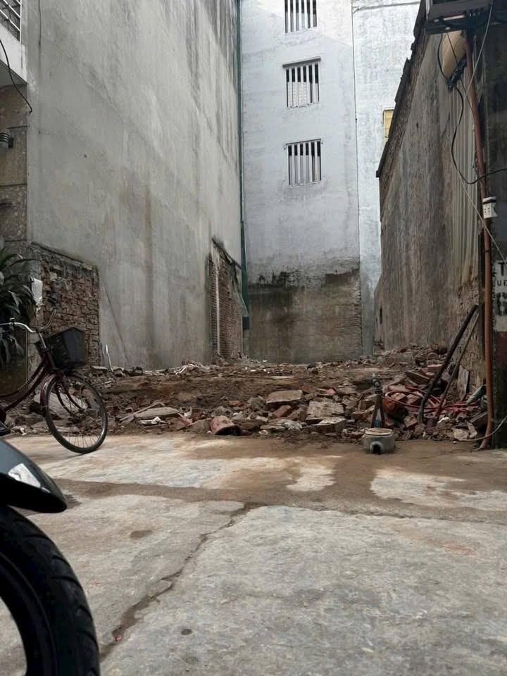 Đất nền Tư Đình Long Biên 64m² giá 15.8 tỷ - Cơ hội đầu tư tuyệt vời!