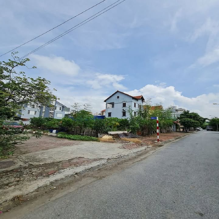 Đất nền Gia Lâm 202m² giá đầu tư - Tiềm năng sinh lời cao!
