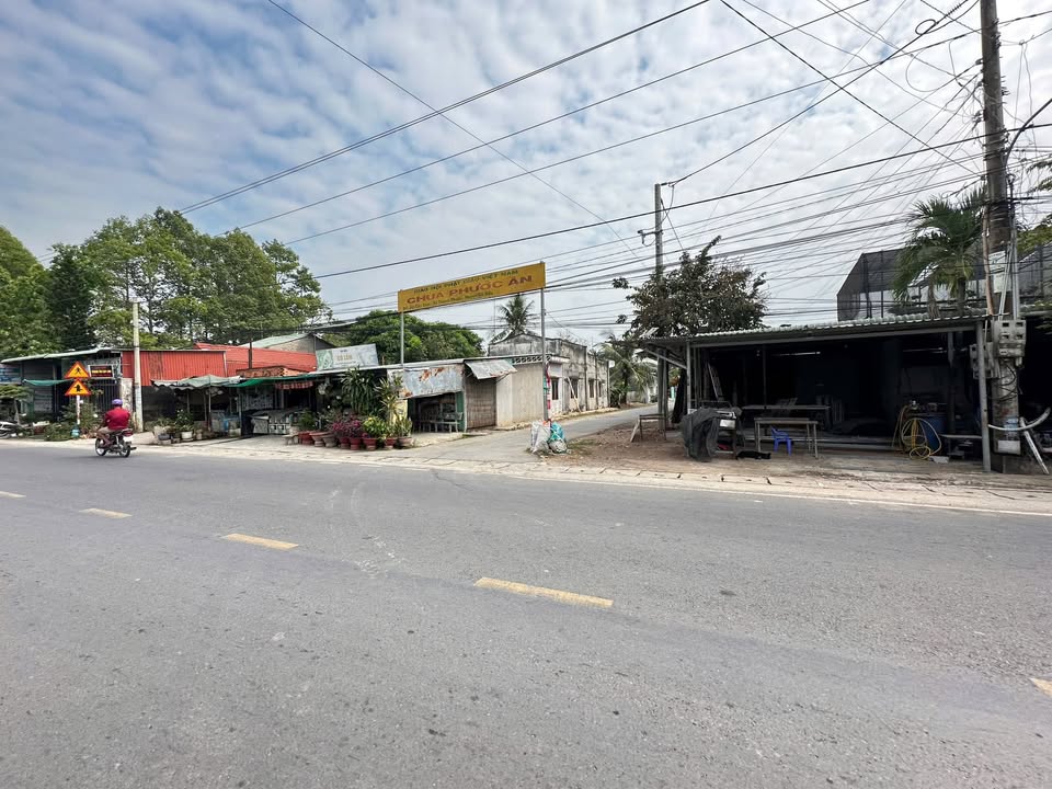 Nhà đất mặt tiền nhựa Gò Dầu 200m² giá 900 triệu - Đầu tư sinh lời ngay!