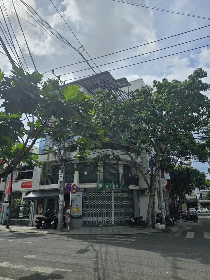 Cho thuê nhà 4 tầng góc 2 mặt tiền Ngô Thời Nhiệm - Lê Đại Hành, Nha Trang, 52m² - Vị trí lý tưởng cho kinh doanh!