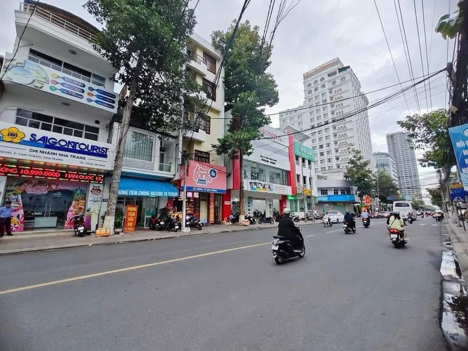 Khách sạn mini mặt tiền Yersin Nha Trang 111m² giá 27 tỷ - Đầu tư sinh lời ổn định!