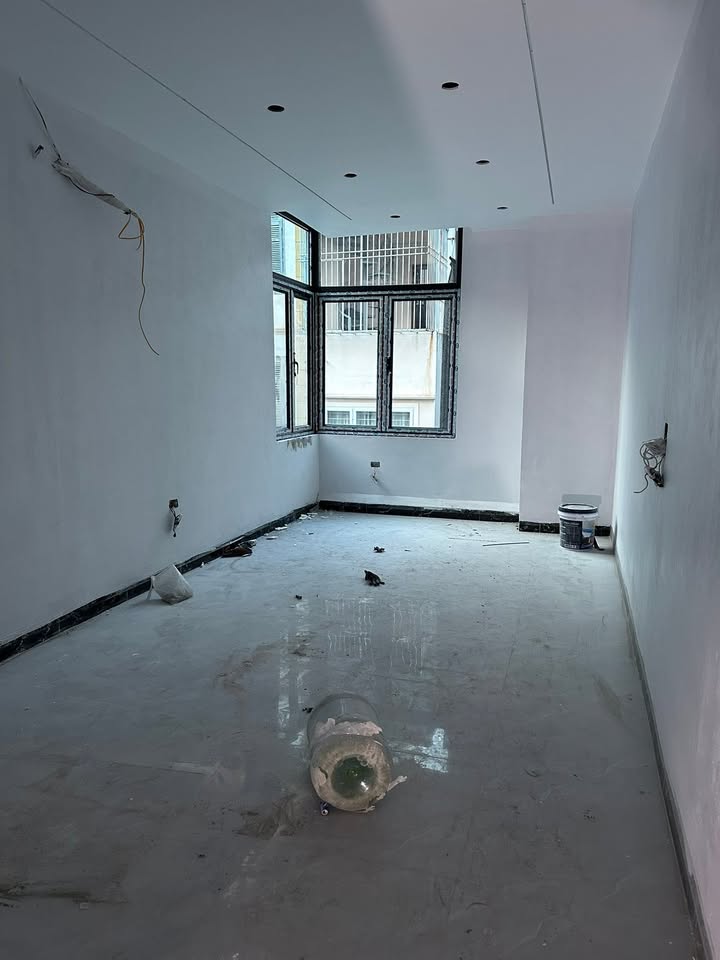 Nhà 4 tầng tại Hồ Tây 30m² giá chỉ 3.x tỷ - Sẵn sàng vào ở ngay!