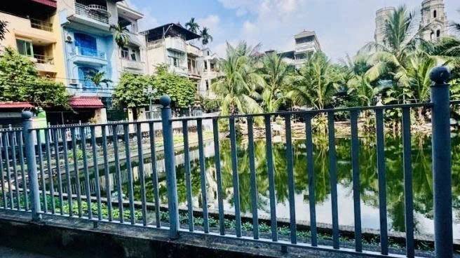 FrontHouse Giáp Bát 100m² giá thỏa thuận - Sổ đỏ vuông vức, ô tô đỗ cửa!