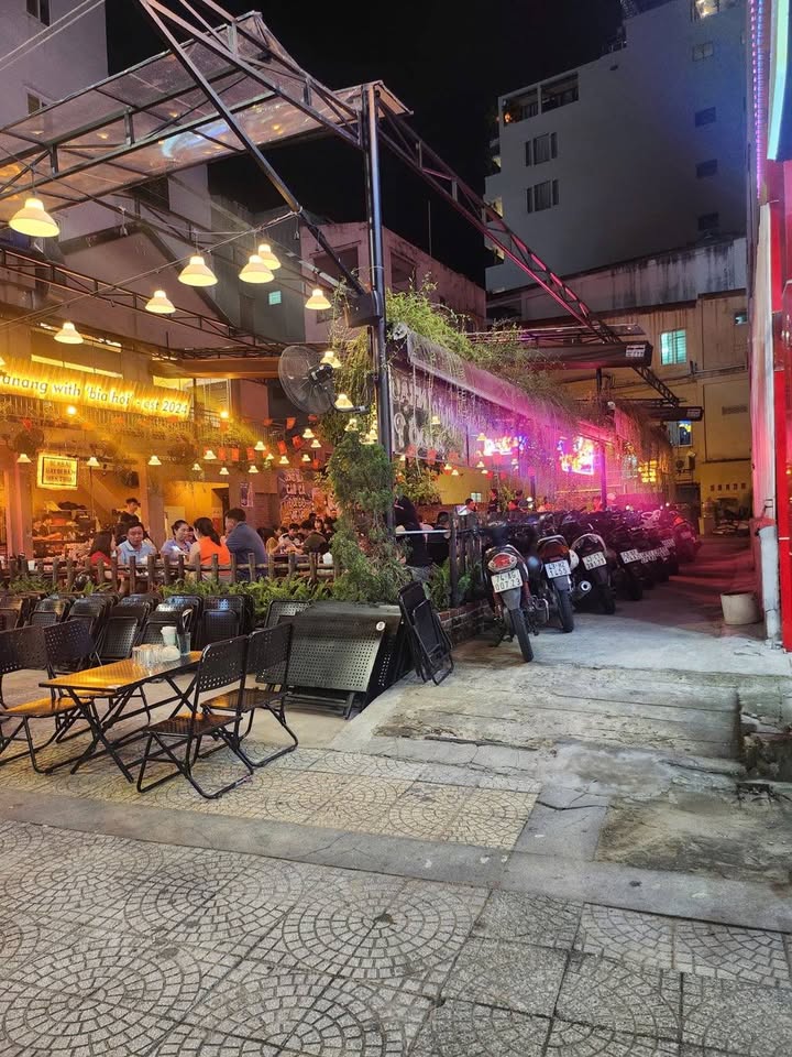 FrontHouse Đà Nẵng 431m² giá 164 tỷ - Vị trí kim cương gần Cầu Rồng!