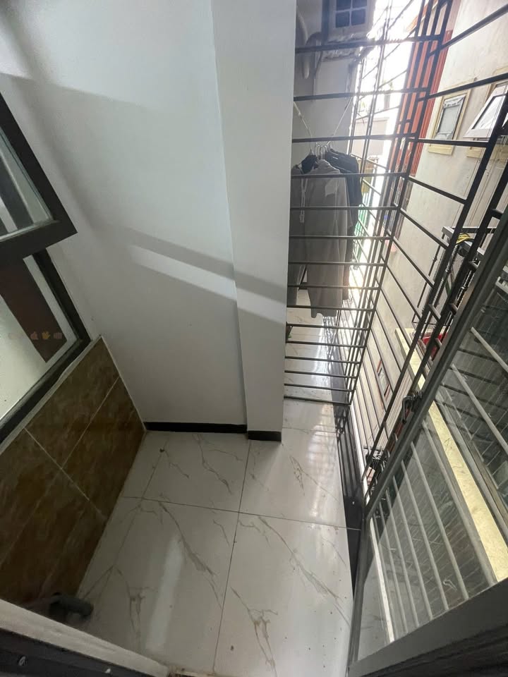 Phòng cho thuê Yên Nghĩa, Hà Đông 20m² giá 3.6 triệu - Ban công thoáng mát!