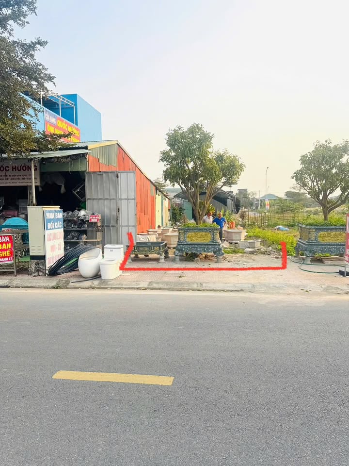 FrontHouse Châu Sơn, Quỳnh Phụ 108m² giá 2 tỷ - Kinh doanh sầm uất!