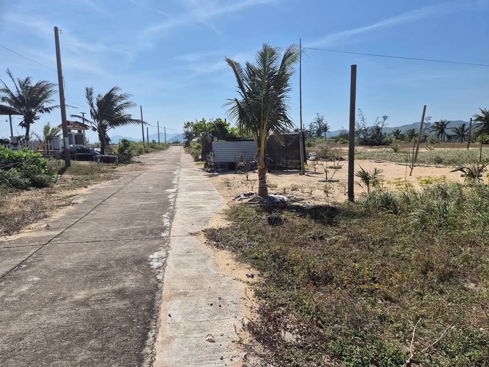 Đất nền Xuân Cảnh, Sông Cầu 230m² giá 1.7 tỷ - View biển tuyệt đẹp!