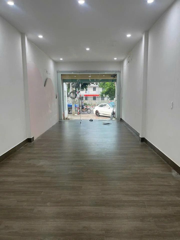 FrontHouse Nguyễn Ái Quốc, Tân Hiệp 128m² giá 8.9 tỷ - Vị trí đắc địa kinh doanh sầm uất!