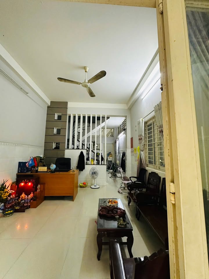 Nhà nguyên căn 656 Quang Trung, Gò Vấp 52m² giá 13 triệu - Hẻm xe tải đậu cửa, thích hợp làm văn phòng!