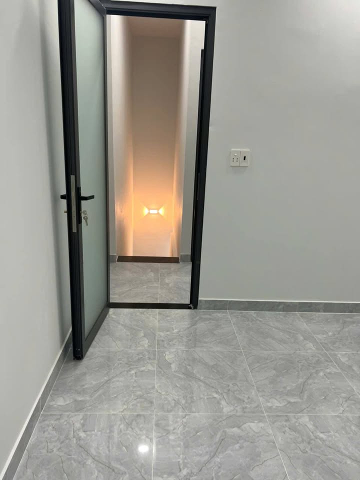 Nhà mới Quận 7 21m² giá 1.45 tỷ - Thương lượng chính chủ!