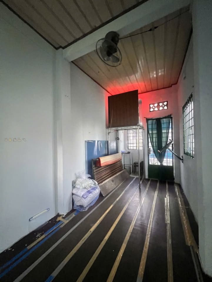 Nhà mặt tiền Hồ Hảo Hớn, Quận 1, 28m² giá 8.85 tỷ - Đầu tư sinh lời ngay!